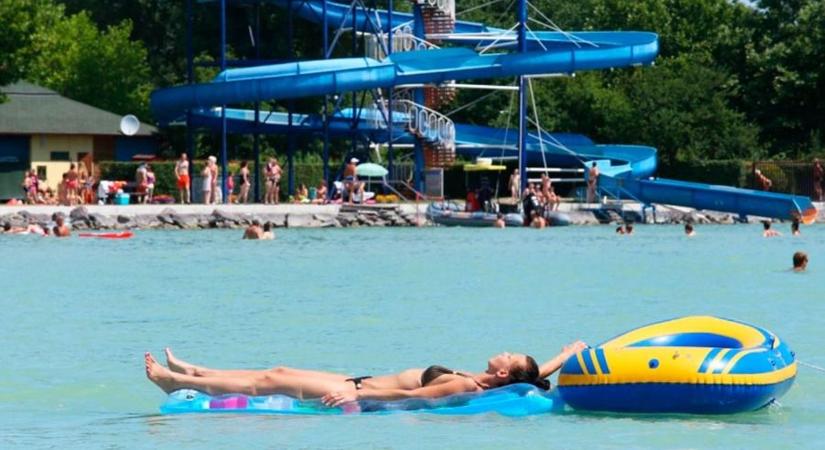 Ennyiből jön ki egy nap a Balatonnál: 40 ezerrel is számolhat egy négytagú család