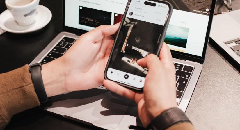 Online munkát ajánlottak a férfinak: home office-ból moshatta tisztára a piszkos pénzt