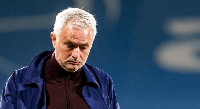 Nem áll le a Real: Mourinho a tökéletes lehetőségre vár
