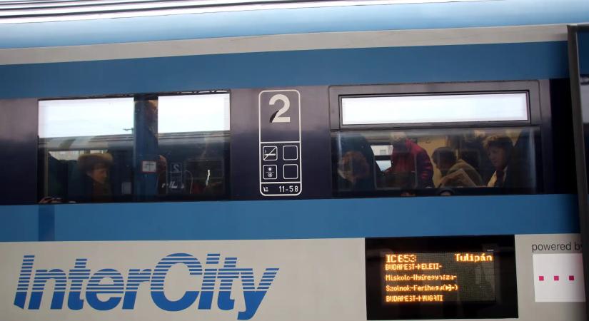 Történelmi vasúti csere jön: Legalább 35 új, emeletes InterCity-motorvonatot kap a MÁV az uniós pénzekből