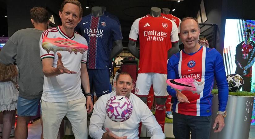 A világ legismertebb futballboltja Magyarországra érkezett!