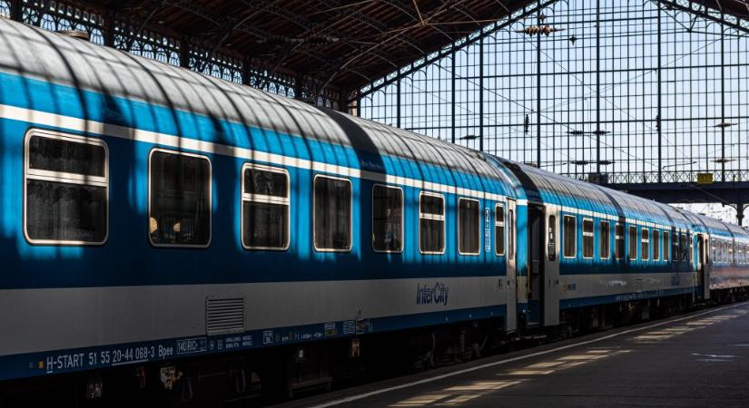 Vitézy Dávid: Lecseréljük az InterCity-flottát a hazahozott uniós forrásokból