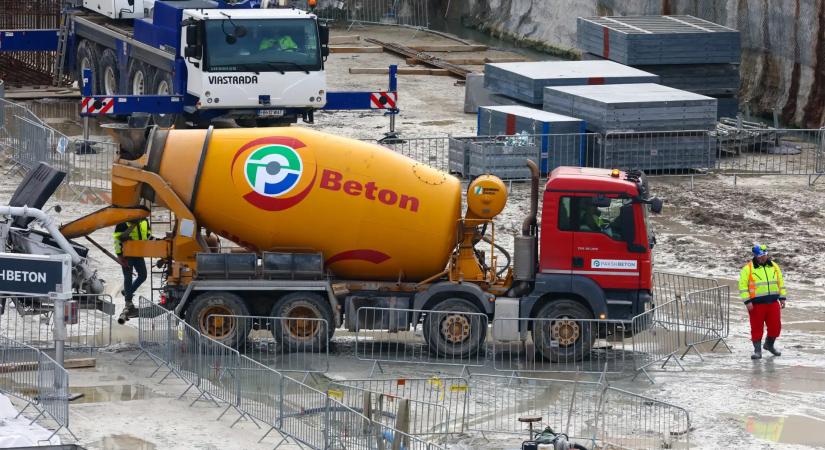 Megállíthatatlanul falja fel a beton a magyar termőföldeket: Riasztó adatokat közöltek a kutatók