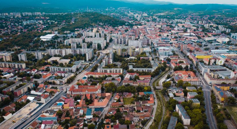 Hamarosan újra megnyílhat Magyarország ikonikus barlangfürdője