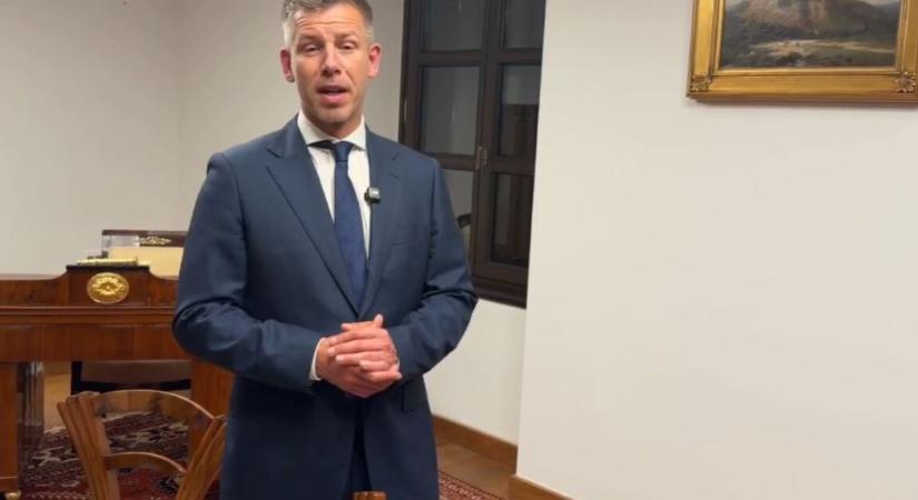 Havasi Bertalan: Magyar Péter emberéleteket veszélyeztet a Karmelitánál