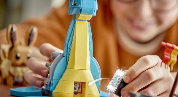 LEGO Pokémon SMART Play kockával és Super Mario Crocs papucsok – a Nintendo ismét kollaborál