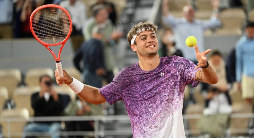 Sinner ugyan kiesett, mégis lesz olasz a Roland Garros férfi döntőjében