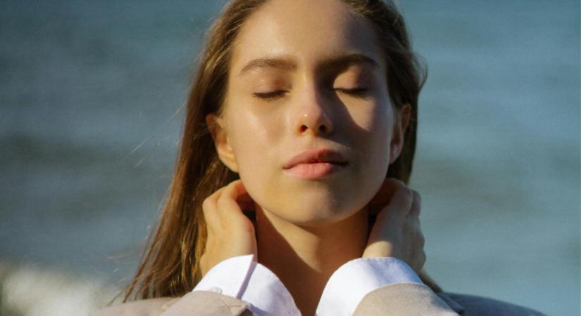Napi horoszkóp, 2026. június 04.: A Kos mondjon nemet egy meghívásra, a Halaknak ma döntenie kell
