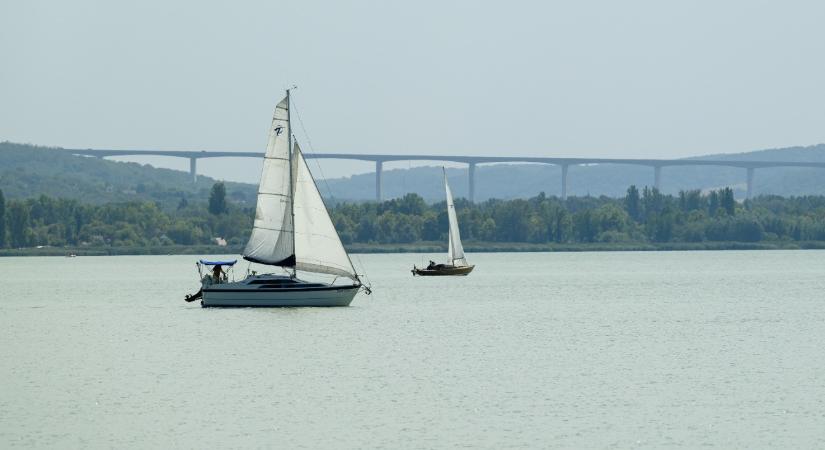 Hamarosan berobban a szezon, ez az app segíthet a Balatonnál