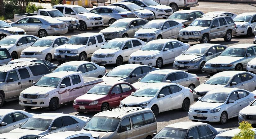 Özönlöttek az országba a használt autók az év elején