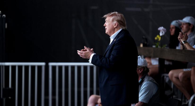 Donald Trump azonnali és váratlan bejelentést tett