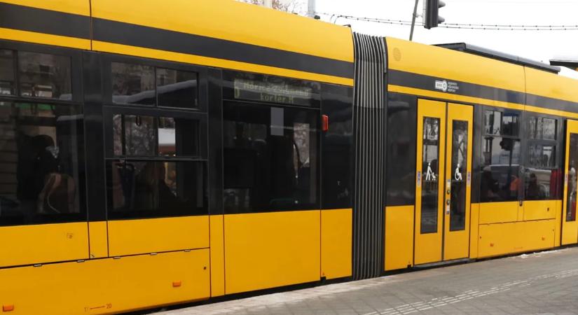 Rossz hír: Leáll a villamosközlekedés Budapesten, így járnak majd a pótlóbuszok