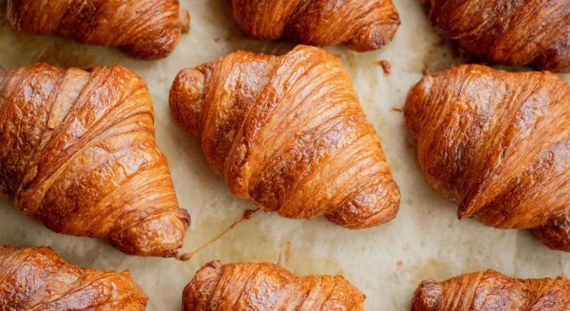 Durva cukorbomba bújik meg a reggelidben: Hiába trükközöl, alattomosan rombolja az egészséged ez a finomság!
