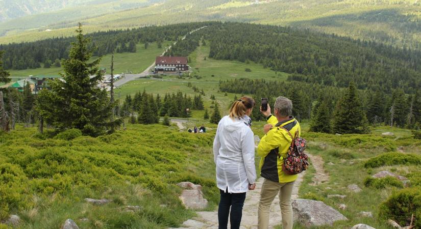 Mélyült a turizmus válsága, április volt az idei legrosszabb hónap