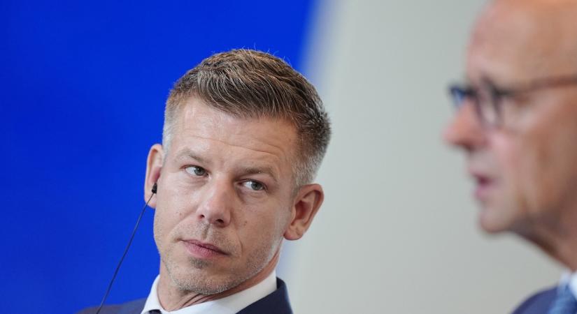 Valami elképesztő, hogy minek nevezte a német kancellár Magyar Pétert. Amit kimondott róla...