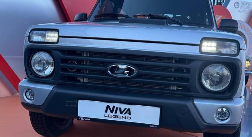 Fotókon a frissített Lada Niva, még érintőképernyőt is kapott