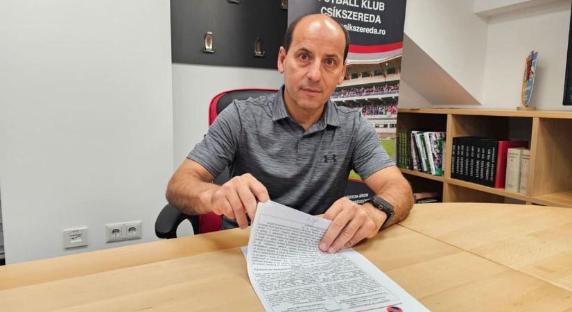 Immár hivatalos: Szabó István a Csíkszereda edzőjeként folytatja
