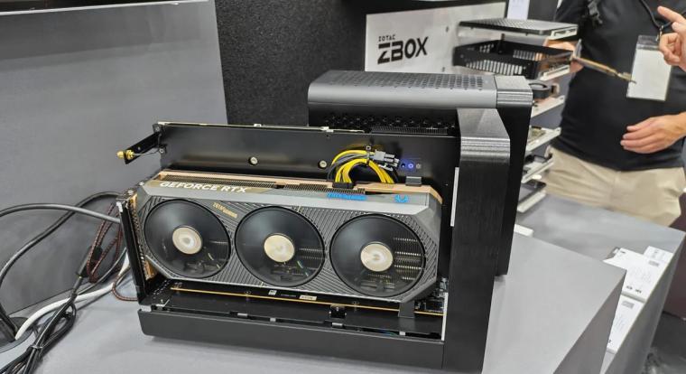 A Zotac megmutatta, milyen lehetne egy igazán erős Steam Machine