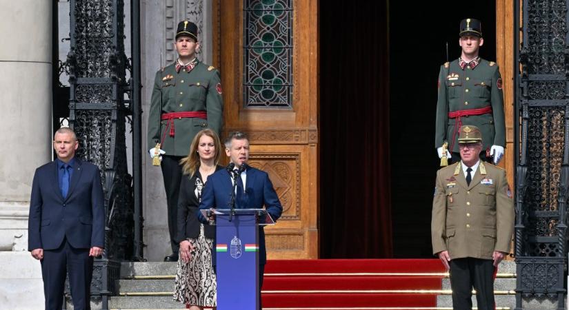 Magyar Péter: Magyarország szíve ott dobban minden magyarban