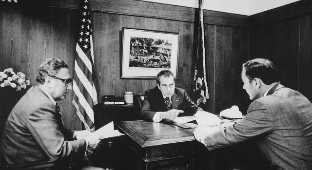 Kissinger tudatosan manipulálta saját történelmi emlékezetét
