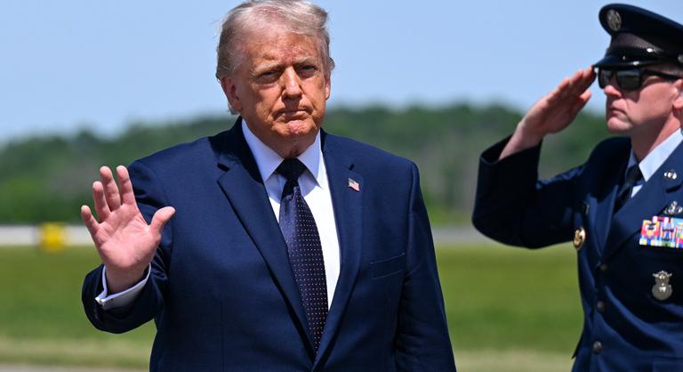 Donald Trump történelmet írhat, első hivatalban lévő amerikai elnökként látogathat el az NBA-döntőre