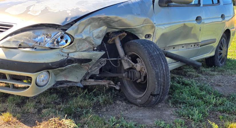 Frontális ütközés a 7-es főúton: Megszólalt az Országos Mentőszolgálat! (galéria)
