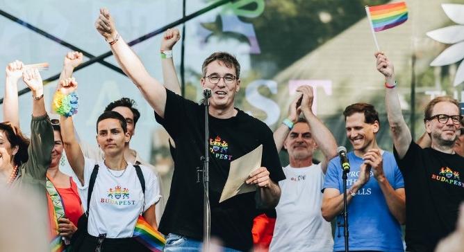 Ejtették a Karácsony ellen, a Pride megszervezése miatti vádat
