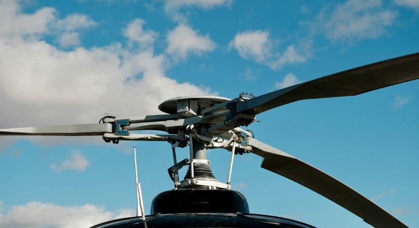 Magyarországról induló magánhelikopter zuhant le Lengyelországban, fotót közöltek a helyszínről