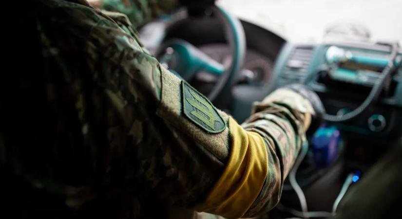 Ausztria megszüntetné a védelmet a hadköteles ukrán férfiak számára