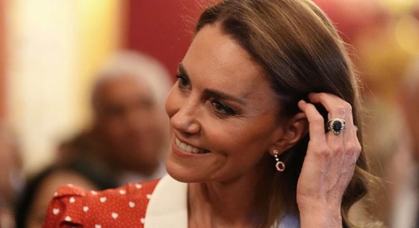 Rejtett szerelmes üzenet? - Megható történet Katalin hercegnő fülbevalói mögött