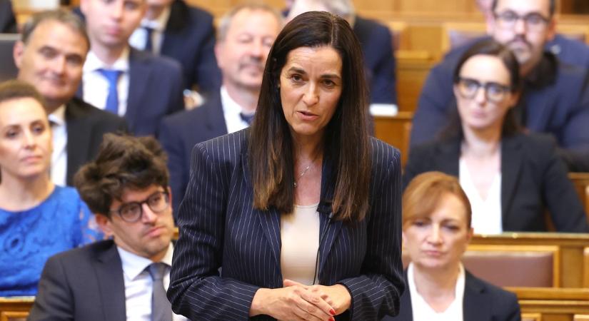 Orbán Anita nagy súlyú közlést tett. Itt bizony a kirúgásokról van szó