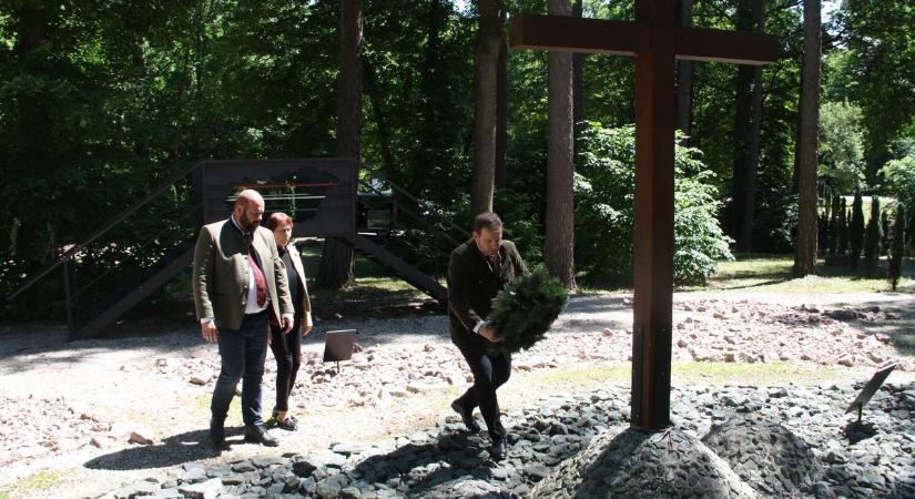A soproni Trianon Emlékparkban emlékeztek a nemzeti összetartozásra - fotók