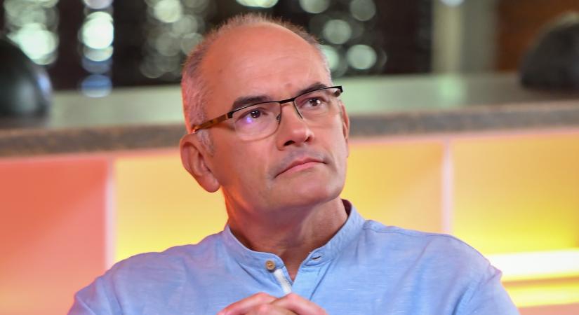„A nagyszülők dolga, hogy elkényeztessék őket” – Megszületett Gundel Takács Gábor első unokája