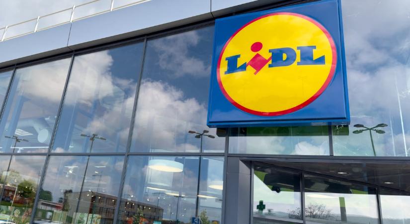 Véget vetne a sorban állásnak a Lidl, három magyar üzletben is új módszert tesztelnek