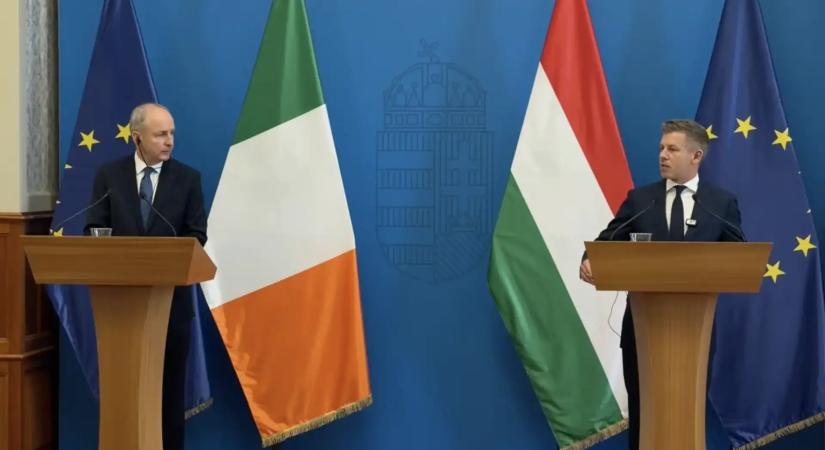 Magyar Péter üdvözölte az ír uniós elnökséget, támogatást ígért