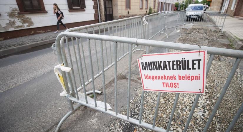 Ivóvízvezeték-rekonstrukciós munkálatokba kezdtek Hajdúböszörményben