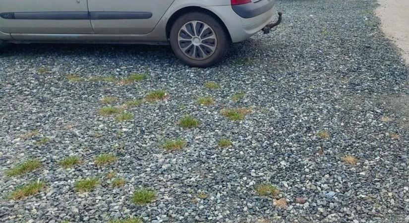 Azbesztszennyezés miatt két területet zár le a GYSEV Zrt. Szombathely térségében