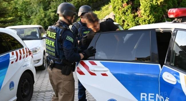 Kelenföldi razzia: 700 igazoltatás, 29 elfogás és új kamerák a pályaudvar környékén