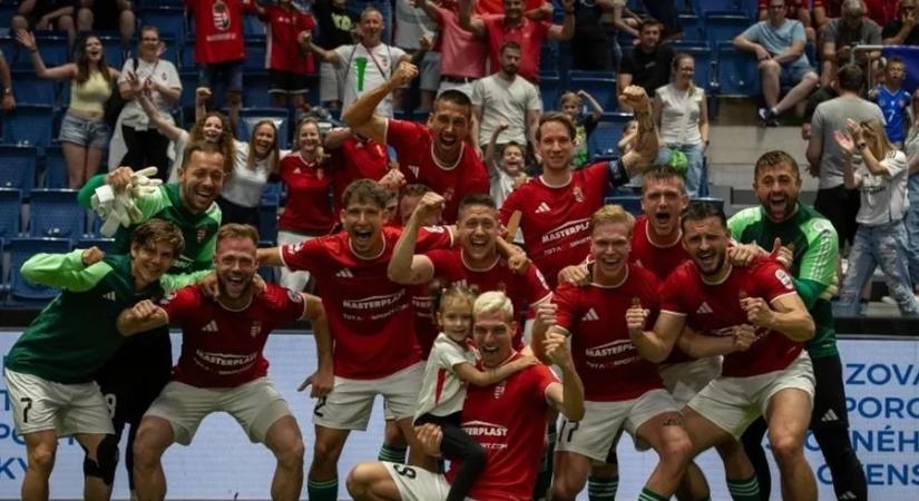 Eb-bronzérmes Bozsoki Imre és a minifutball-válogatott