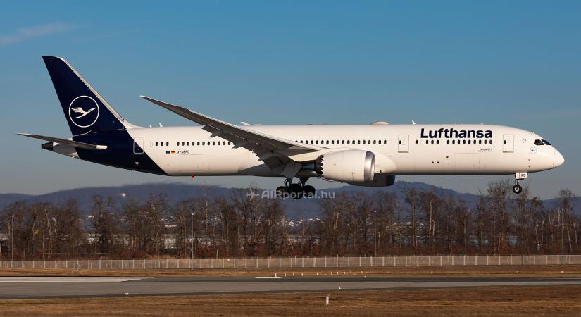 Orrára bukott egy Boeing 787-es a frankfurti reptéren