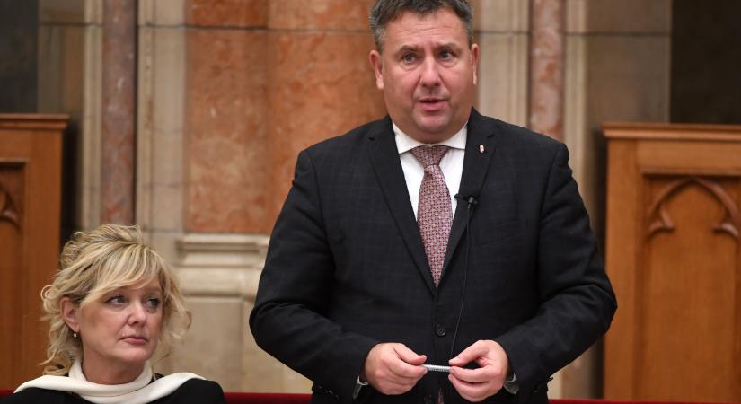 Elrendelték Láng Zsolt, Őrsi Gergely és Molnár Zsolt, valamint további öt politikus és cégvezető letartóztatását