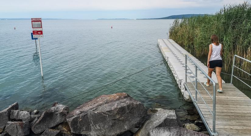 Bajban a Balaton: felbukkant a hírhedt Majomsziget, nem lesz könnyű fürdőzni benne