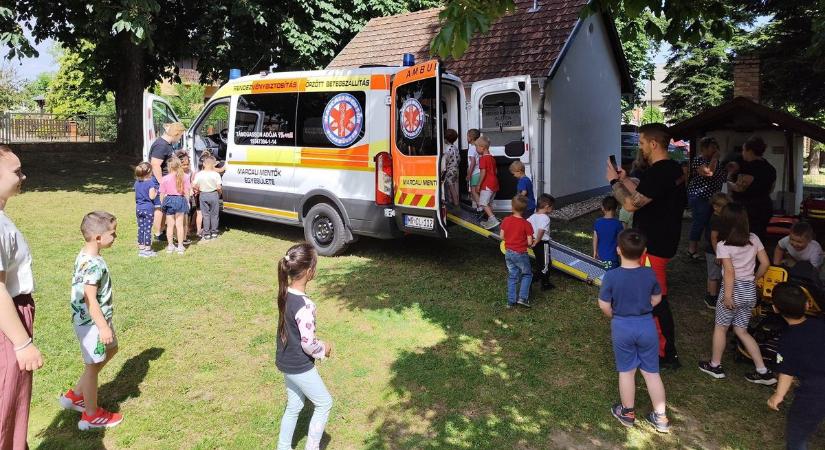 A marcali mentőket riasztották a kéthelyi oviba