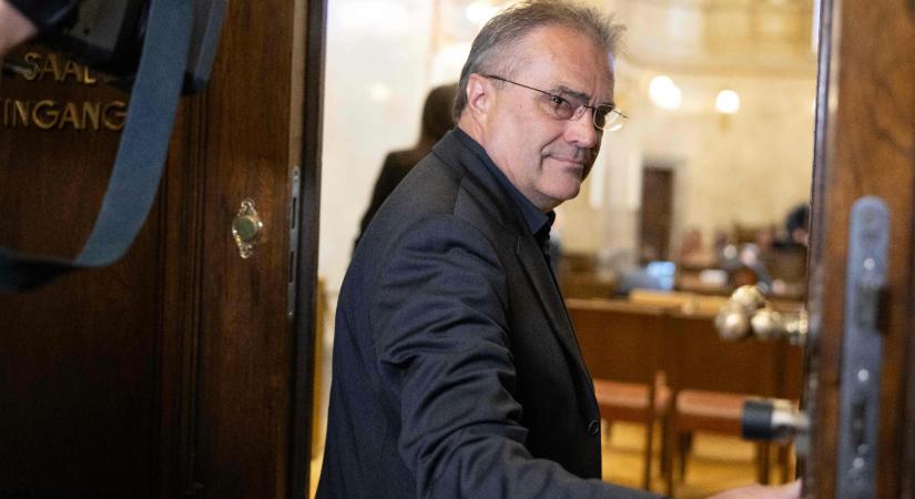 Kilenc évi nyomozás kellett a pandúrból lett osztrák kém elítéléséhez, társai viszont hét határon túl járnak