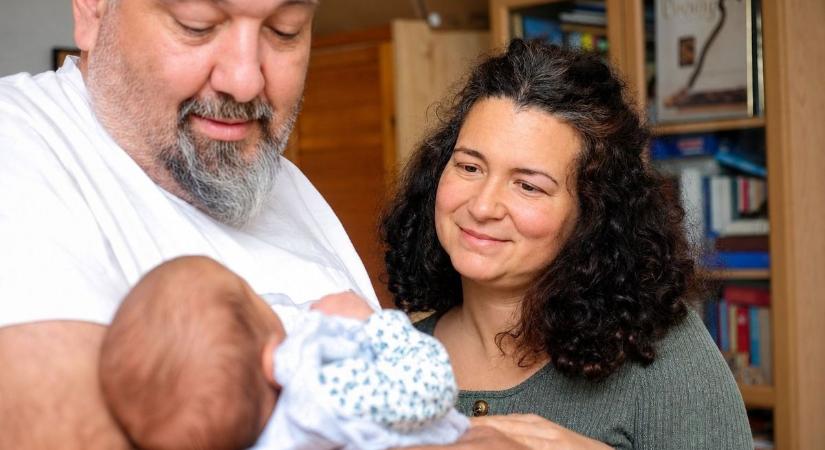 Eszter és Lehel különös szerelme: Szombathely és Vajdahunyad testvérvárosi kapcsolatából család született