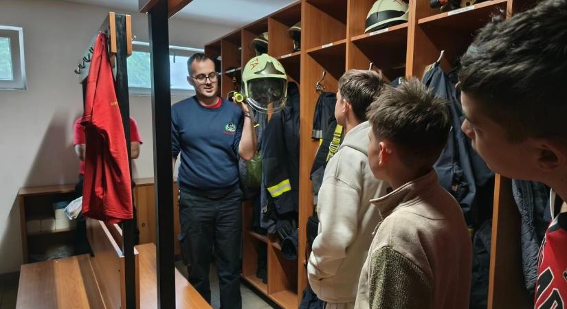 Rendhagyó helyszínen és rendhagyó kémiaórán vettek részt a tamási diákok