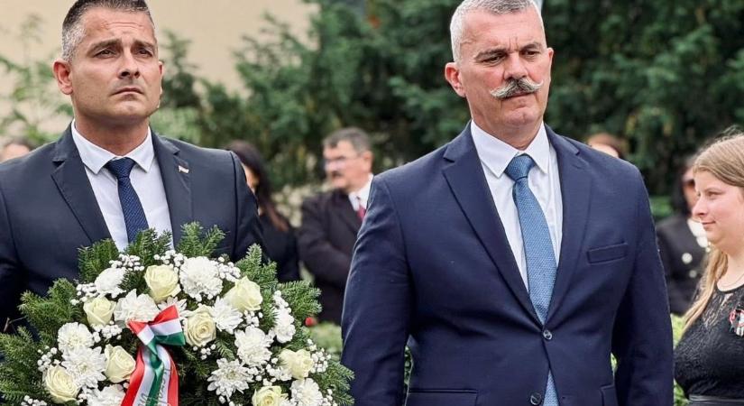 Méltón emlékeztek a magyarság összetartozására Tiszafüreden