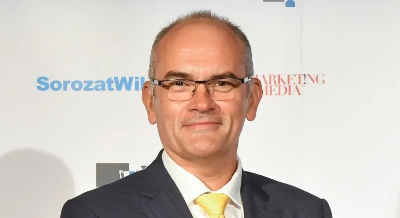 Nagy a boldogság Gundel Takács Gáboréknál, különleges szerepben próbálja ki magát