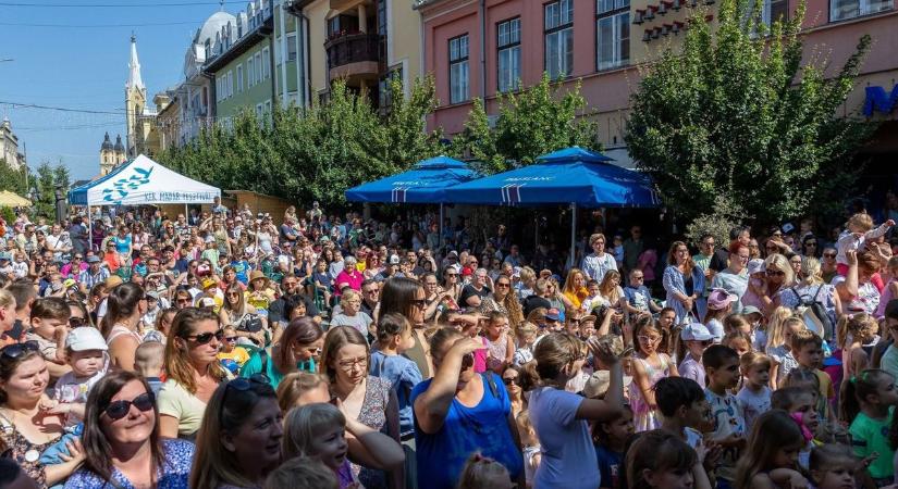 Három nap, amikor a kultúra és a jó szándék emeli magasba a Kék Madarat