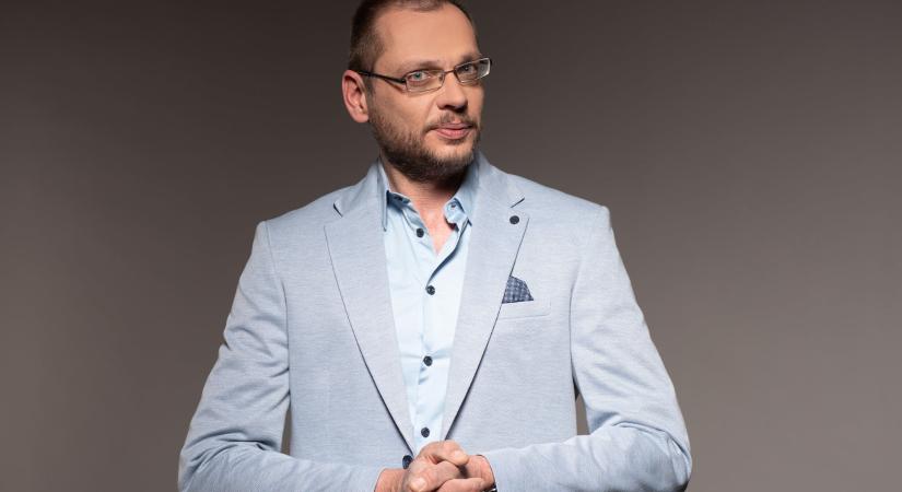 Kőhalmi Zoltán 22 év házasság után elvált a feleségétől